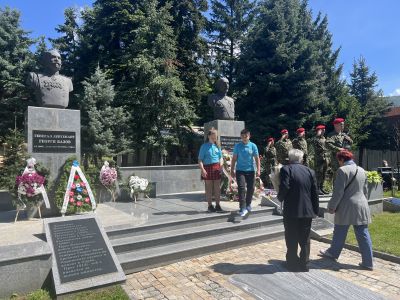 Поклон и вечна слава на героя от Дойран! 2